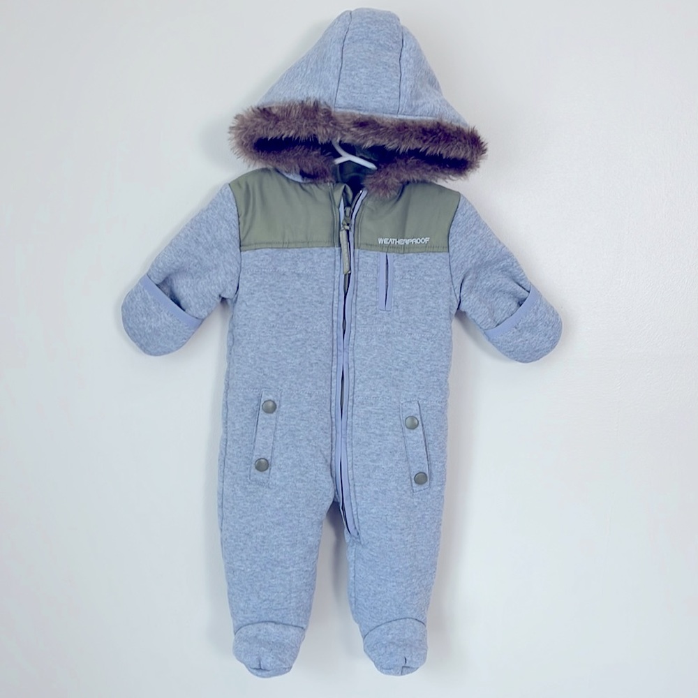 Weatherproof full body suite fleece lined with footie and infant 3-6 month